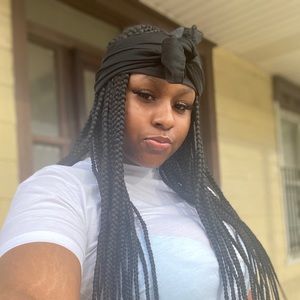 Meet your Posher, Felicia